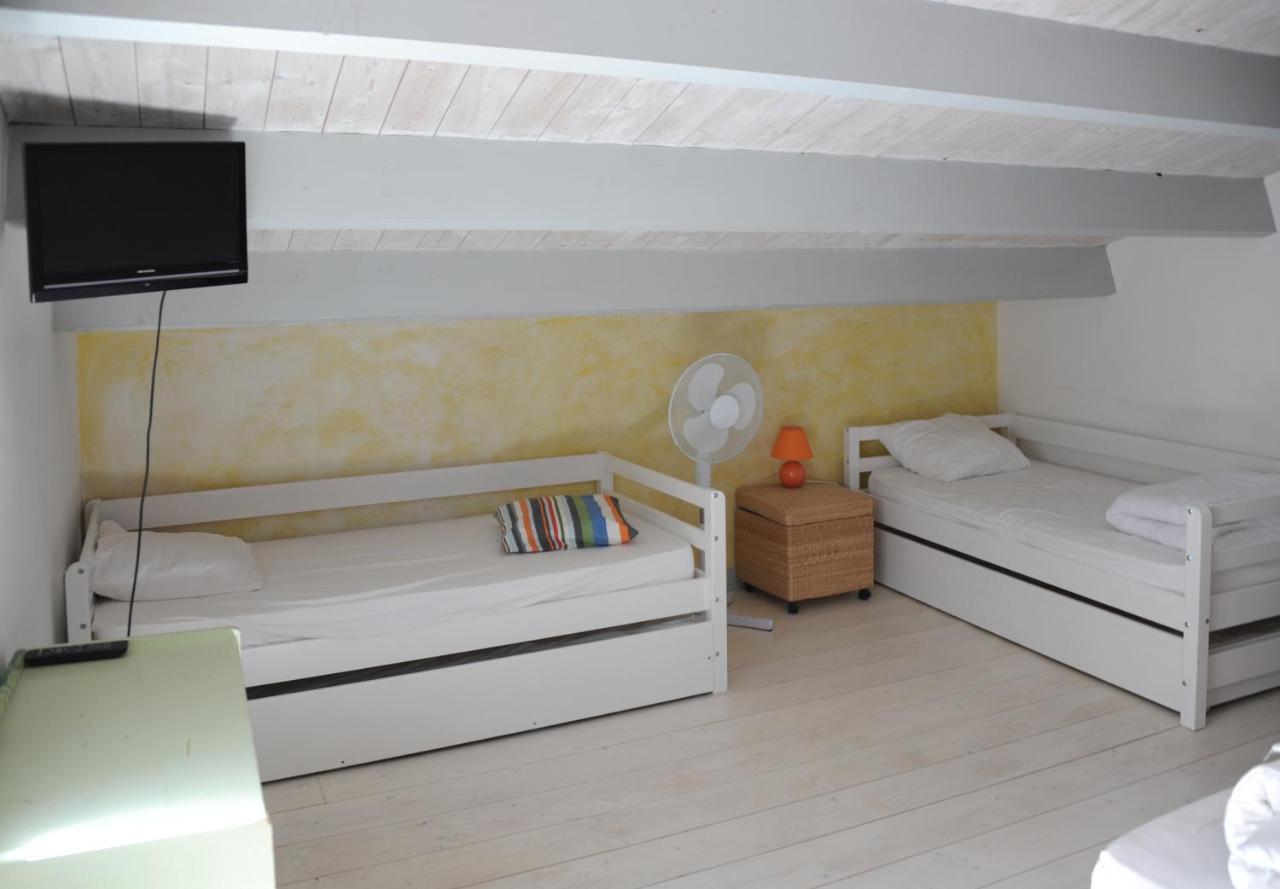 L'Ile De Re Les Trois Moulins Hotel Saint-Martin-de-Ré Екстериор снимка